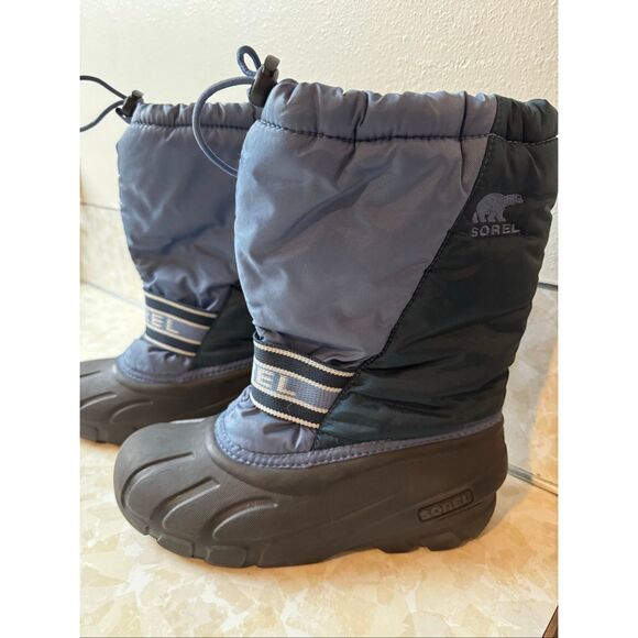 Sorel Winter Boots - Picture 3 of 8